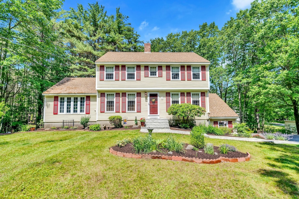 17 Country Woods Rd, Saco, ME 04072 - photo 1