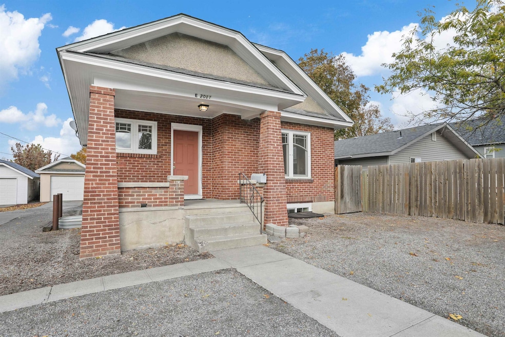 2011 E Mission Ave, Spokane, WA 99202 - photo 1