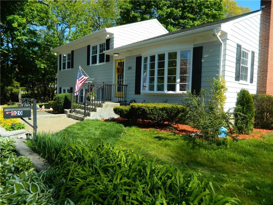 320 Cowesett Rd, Warwick, RI 02886 - photo 1