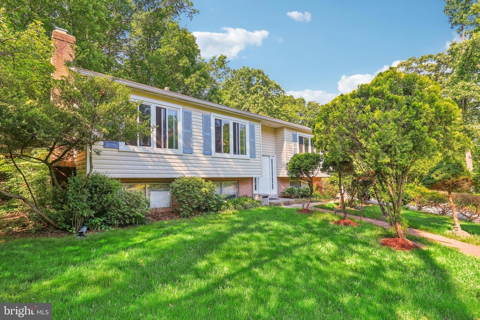 Sold $910,000 • Co-Listing Agent