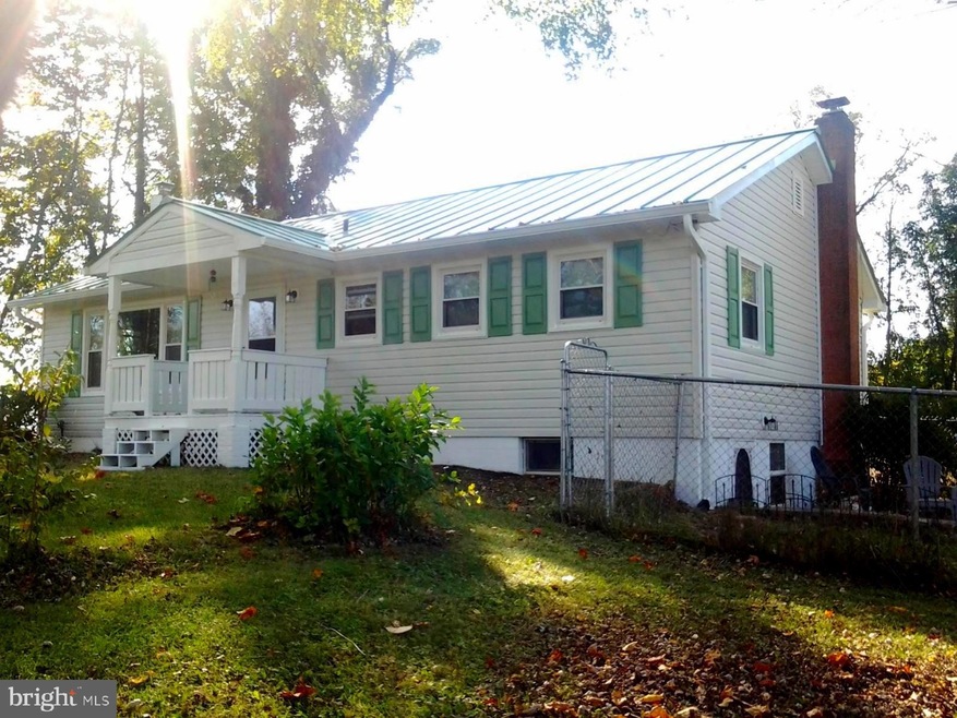 12157 Taylorstown Rd, Lovettsville, VA 20180 - photo 1