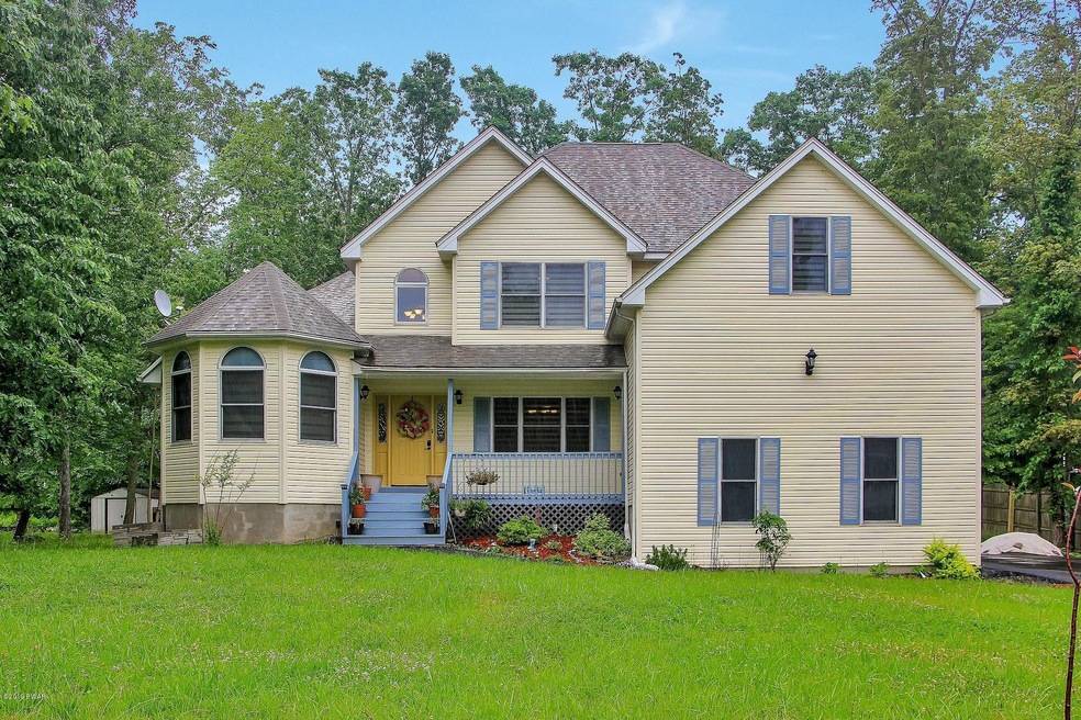 168 Escoll Dr, East Stroudsburg, PA 18301 - photo 1