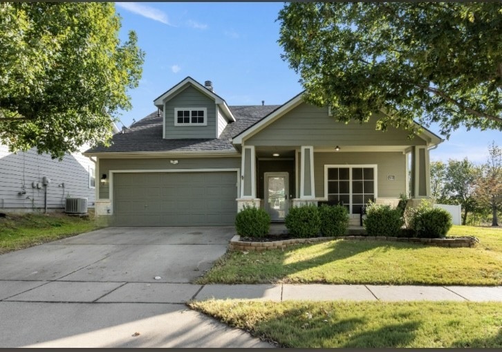 10904 Caldwell Ln, Fort Worth, TX 76179 - photo 1