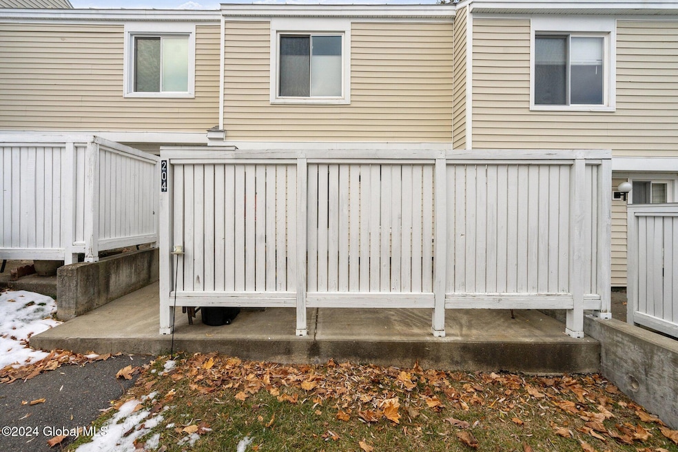 Sold $179,000 • Co-Listing Agent