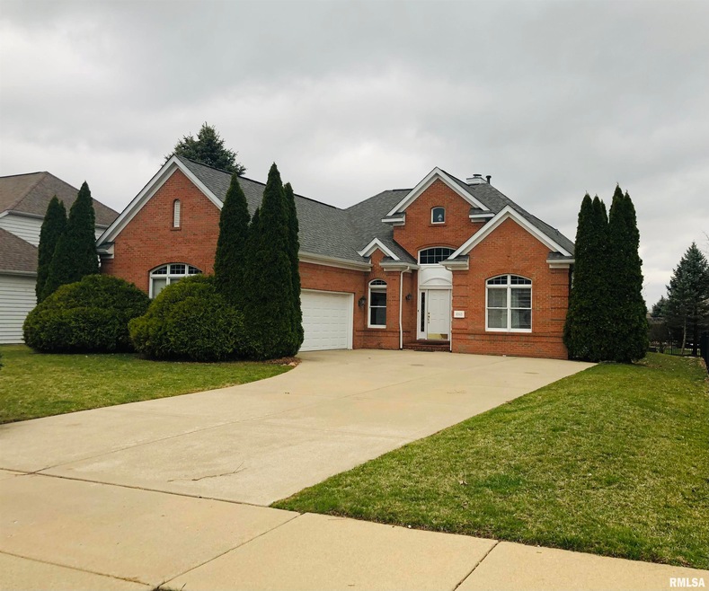 4943 N Weaverridge Blvd, Peoria, IL 61615 - photo 1