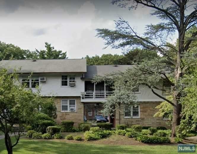 26-15 Fair Lawn Ave unit C, Fair Lawn, NJ 07410 - photo 1