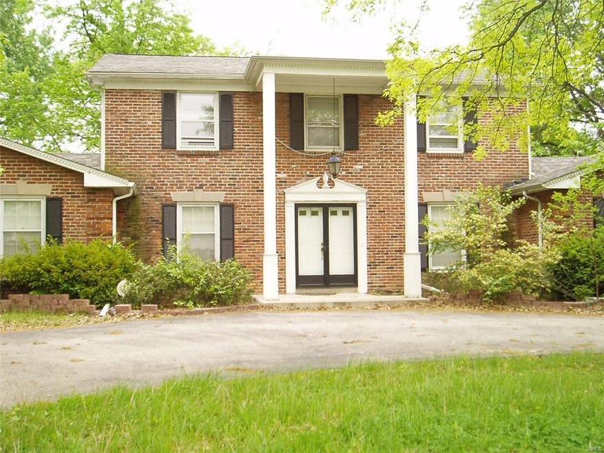 Front Grand entrance of # 4 Suffield Place.