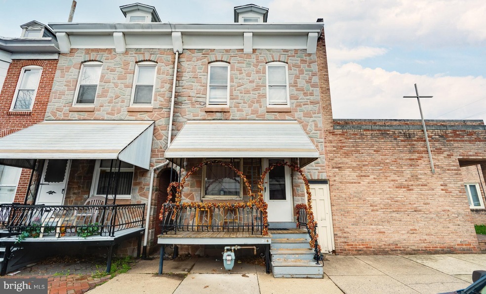 504 S 6th St, Reading, PA 19602 - photo 1