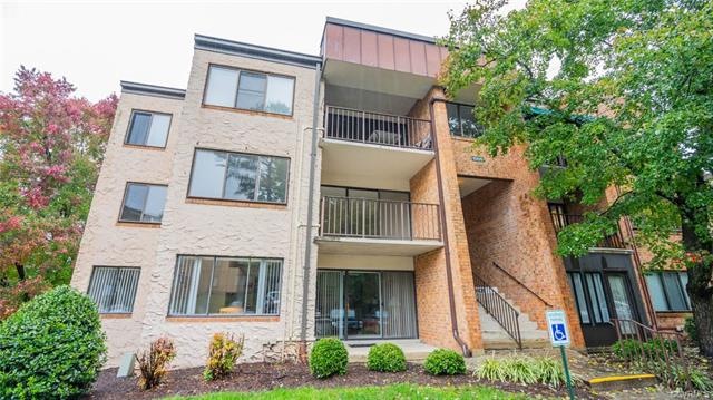 1505 Regency Woods Rd unit 303, Henrico, VA 23238 - photo 1