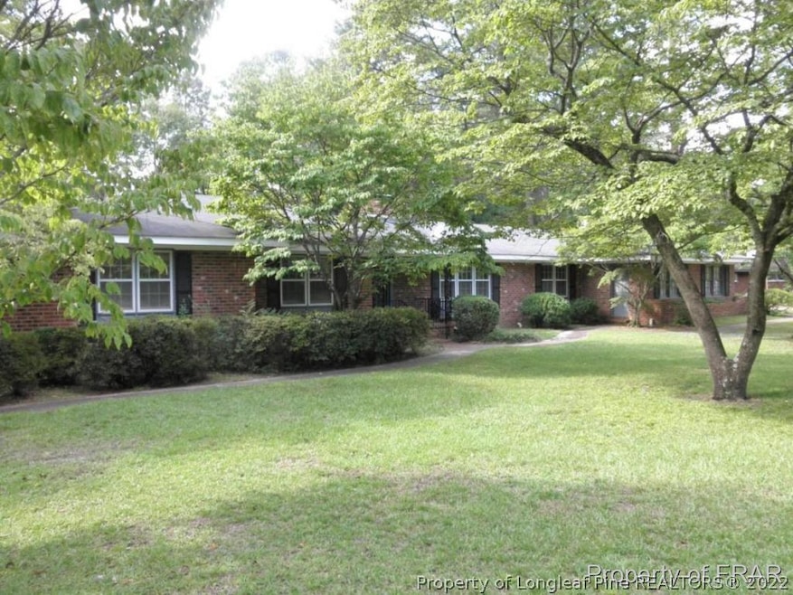 702 Murray Hill Rd, Fayetteville, NC 28303 - photo 1