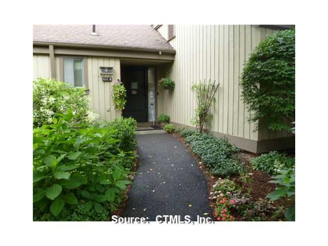 516 Heritage Village unit 516B, Southbury, CT 06488 - photo 1