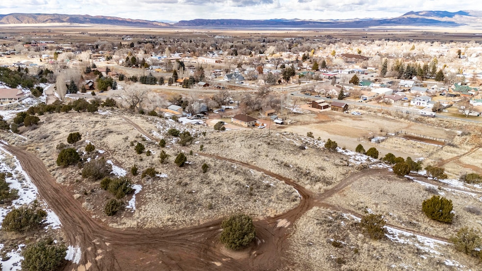 Parowan Lot-13