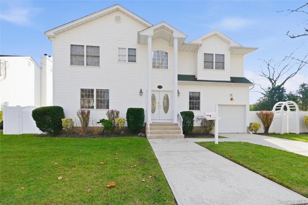 1762 Esposito Ct, East Meadow, NY 11554 - photo 1