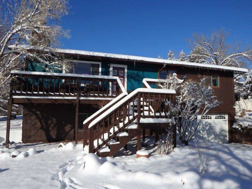566 NE Ginters Grove Ln, Cedaredge, CO 81413 - photo 1
