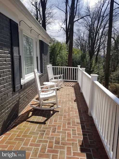 1113 Bellemore Rd, Baltimore, MD 21210 - photo 1