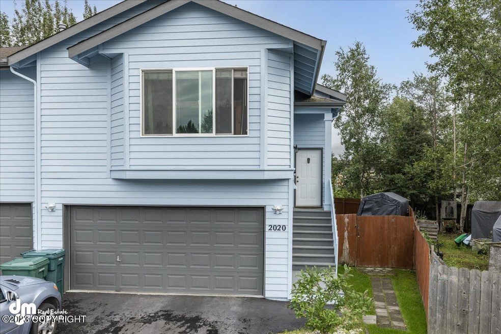 01-Exterior Front-DW-4474