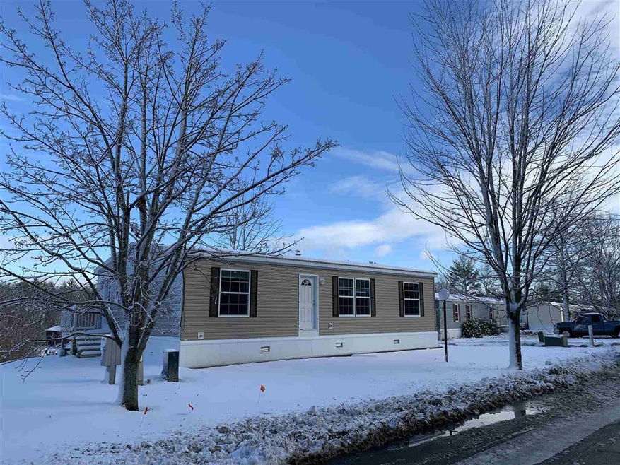 15 Cleo Cir, Rochester, NH 03868 - photo 1