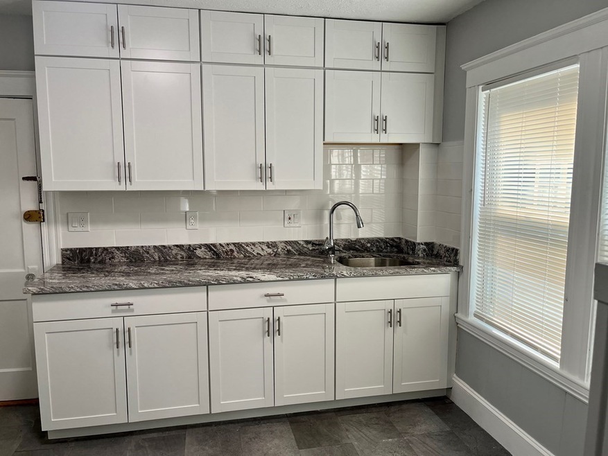 104 Burrill St unit 1, Swampscott, MA 01907 - photo 1