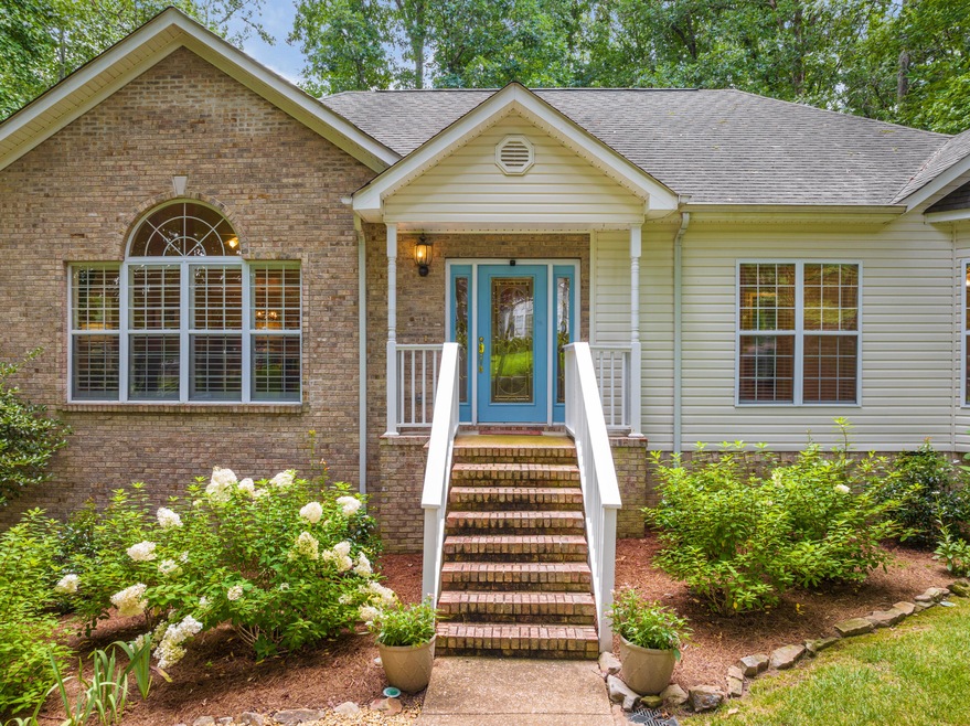 2022_08_August_902_Mclean_Ave_0004