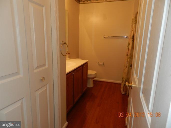 2559 Chase Wellesley Dr, Herndon, VA 20171 - photo 1