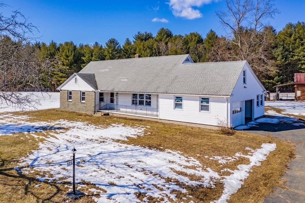 125 Munsing St, Ludlow, MA 01056 - photo 1