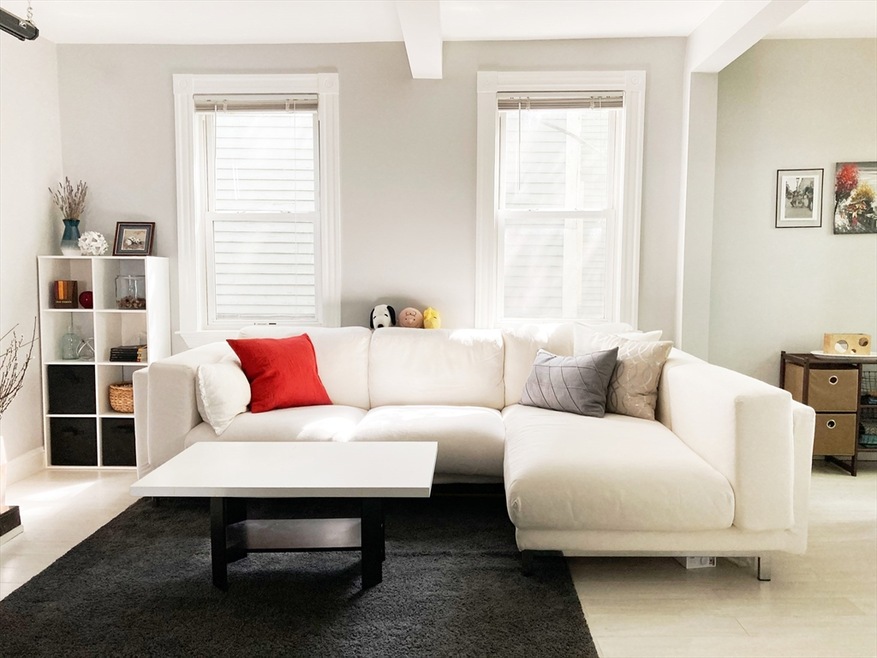 508 Green St unit 2, Cambridge, MA 02139 - photo 1