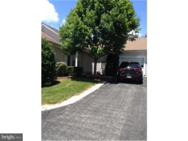 165 E Matthew Wood Way unit 32, Glen Mills, PA 19342 - photo 1