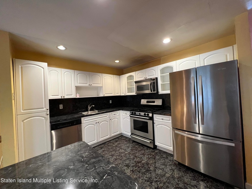 15 Daniella Ct, Staten Island, NY 10314 - photo 1