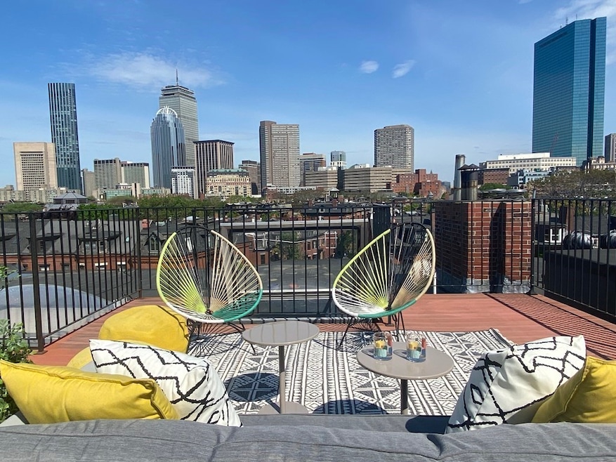 604 Tremont St unit 4, Boston, MA 02118 - photo 1