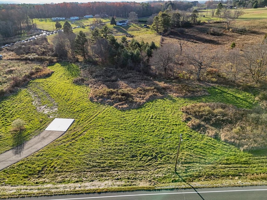 3049 Hinton Rd, Athens, WV 24712 - photo 1