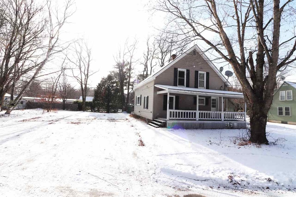 124 Paradise Rd, North Woodstock, NH 03262 - photo 1