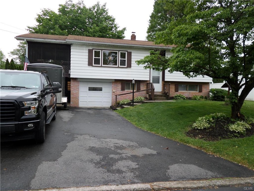 408 Cypress St, Walnutport, PA 18088 - photo 1