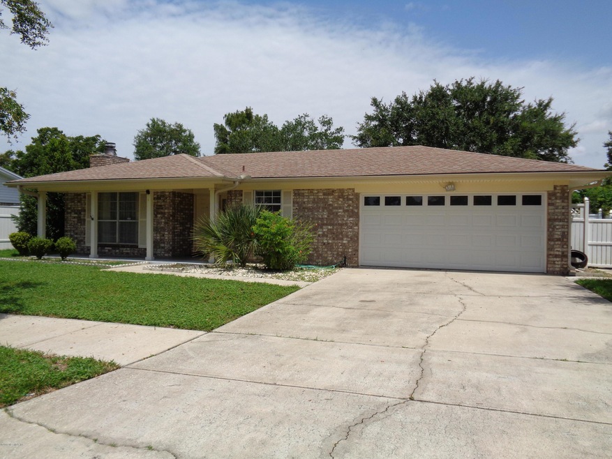 8957 Winrock Dr N, Jacksonville, FL 32216 - photo 1