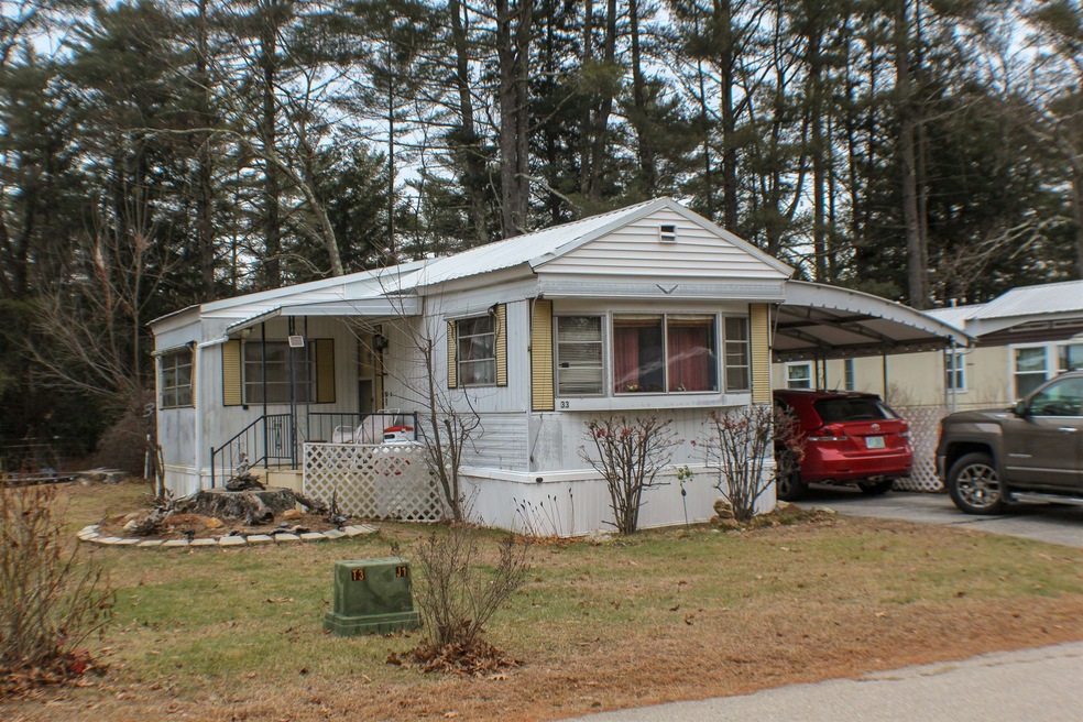 33 Kings Row, Epsom, NH 03234 - photo 1
