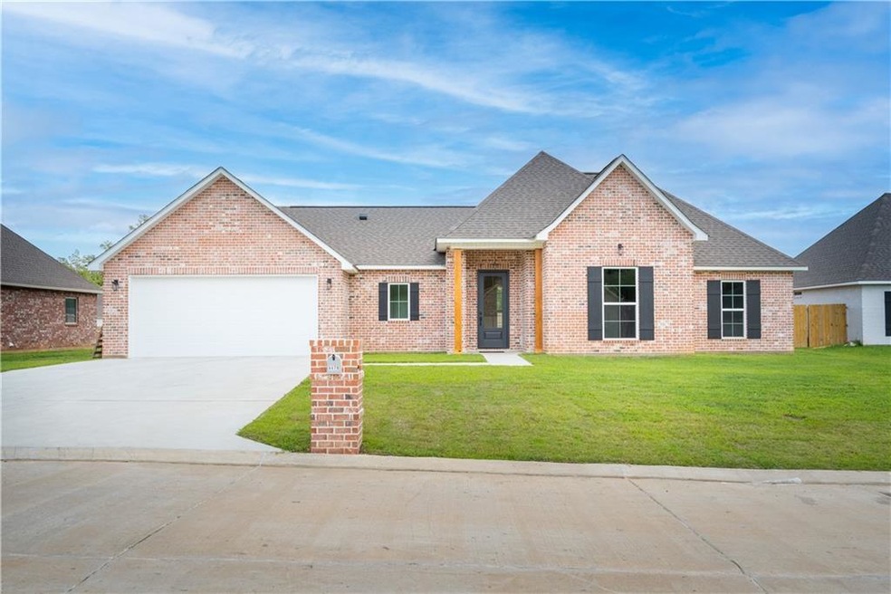 4478 Hathern Dr, Pineville, LA 71360 - photo 1