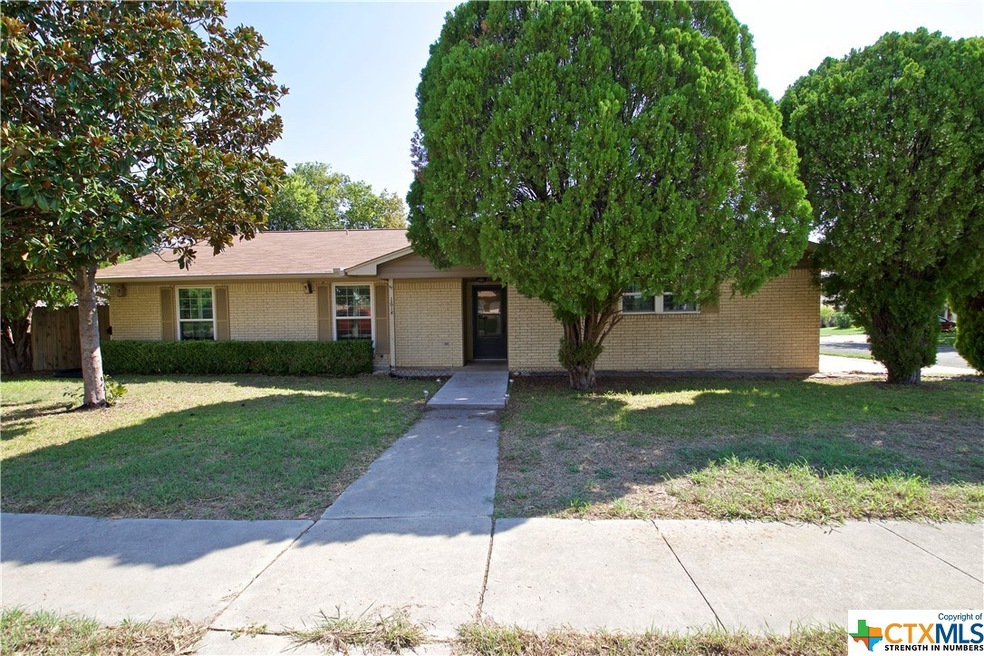 1614 Velma Ave, Copperas Cove, TX 76522 - photo 1