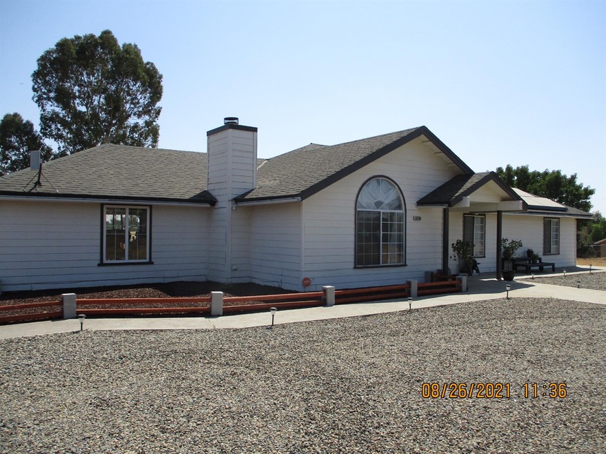 19729 Brightwood Rd, Madera, CA 93638 - photo 1