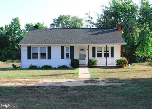 14425 Rock Point Rd, Newburg, MD 20664 - photo 1