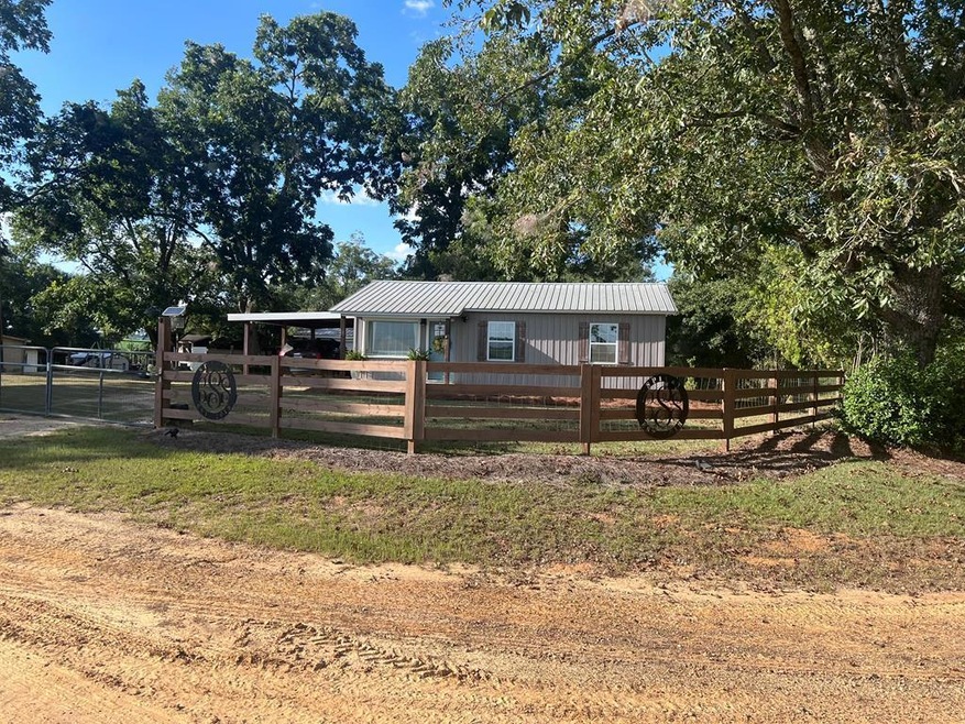 2083 Gintown Rd, Sylvester, GA 31791 - photo 1