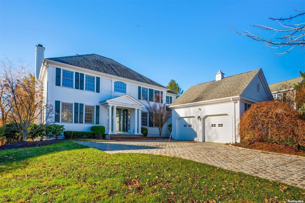 16 Meadow Ln, Manhasset, NY 11030 - photo 1