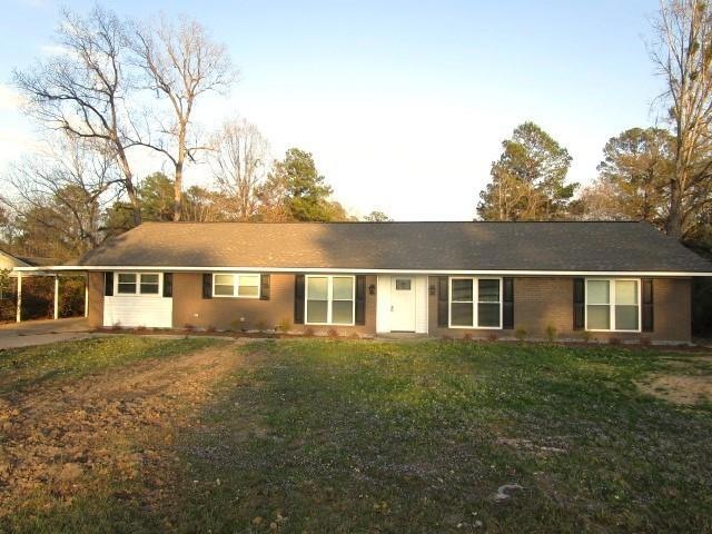 105 Holiday Blvd, Pineville, LA 71360 - photo 1
