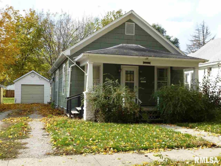 1321 Broadway St, Lincoln, IL 62656 - photo 1