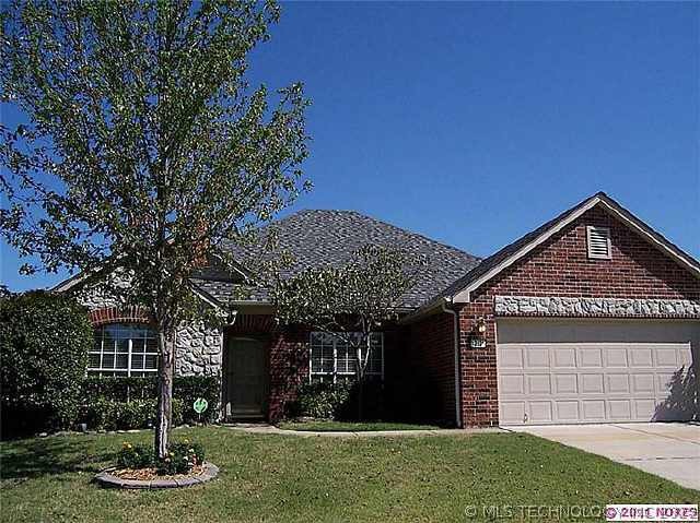 12521 S Cedar Ave, Jenks, OK 74037 - photo 1