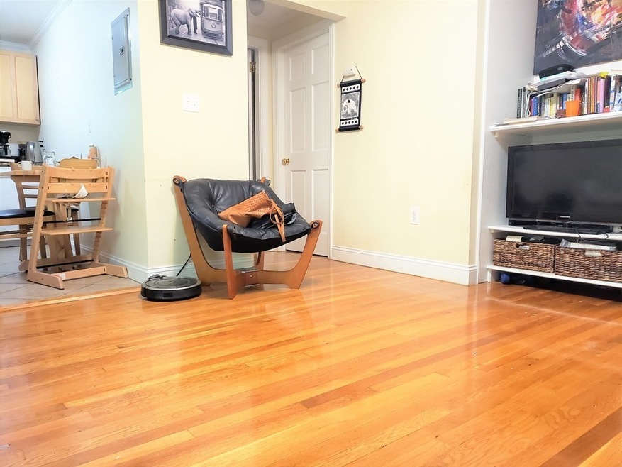 8 Kenwood St unit 4, Cambridge, MA 02139 - photo 1