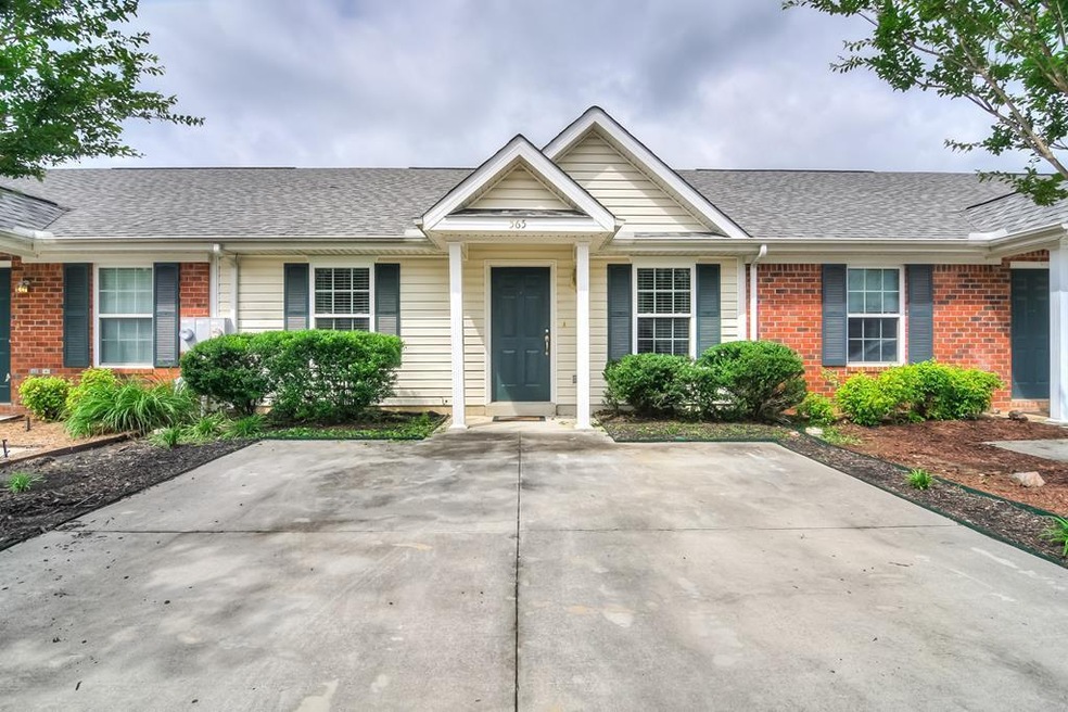 565 Edgecliff Ln, Evans, GA 30809 - photo 1