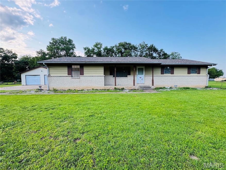 363 Harrison Ln, Poplar Bluff, MO 63901 - photo 1