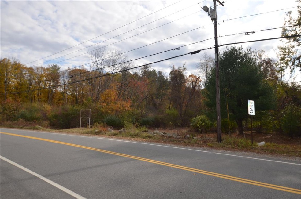 5 Whitehall Rd, Hooksett, NH 03106 - photo 1