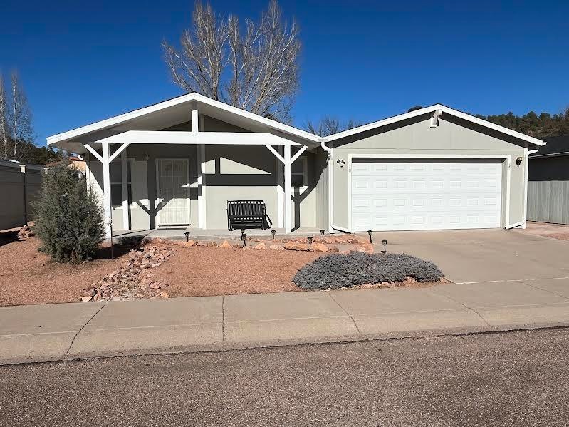 1 310 Cedar Mill