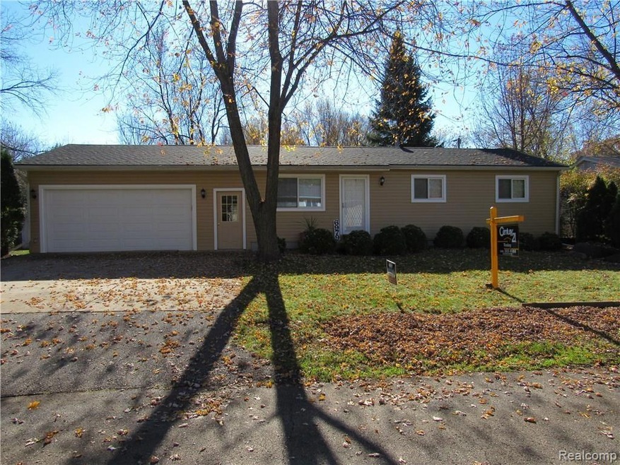 6979 Abbott Trail, West Bloomfield Township, MI 48323 - photo 1