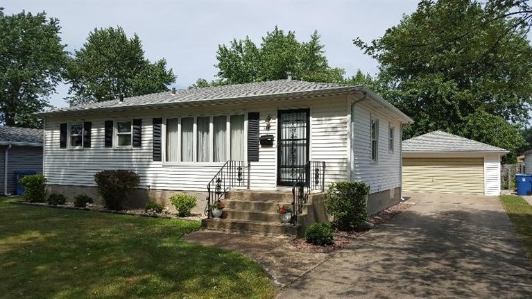 9401 Forrest Dr, Highland, IN 46322 - photo 1